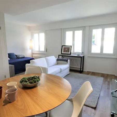 Апартаменты The 109 - Stunning New By The Lake, Close To Center Of Lausanne Paudex